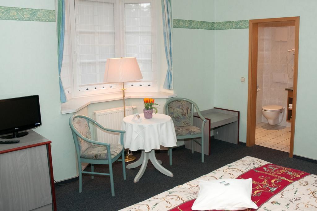 Hotel "Am Werl" Бад Заров Екстериор снимка
